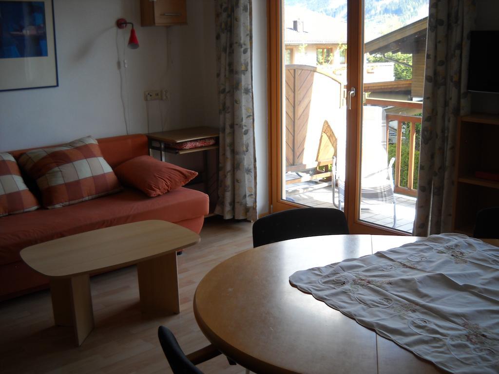 Golf & Ski Appartements Lesak Zell am See Quarto foto